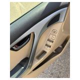 2013 HYUNDAI ELANTRA GLS *No Accidents Reported* (NO RESERVE)