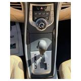 2013 HYUNDAI ELANTRA GLS *No Accidents Reported* (NO RESERVE)