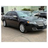 2010 LINCOLN MKZ *All Wheel Drive* (NO RESERVE)