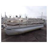1998 Premier Pontoon with 45 HP Honda 4 Stroke