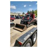 Toro® Dingo TX-1000 Narrow Track Vertical Lift