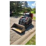 Toro® Dingo TX-1000 Narrow Track Vertical Lift