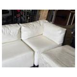 Sectiojnal Couch w/Foot Rest