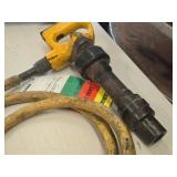 Pneumatic Chipping Hammer