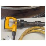 Pneumatic Chipping Hammer
