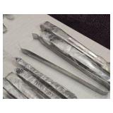 Tongs