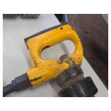 Pneumatic Chipping Hammer