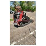 Toro® Dingo TX-1000 Narrow Track Vertical Lift