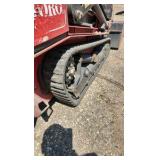 Toro® Dingo TX-1000 Narrow Track Vertical Lift