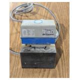 115V Shaker/Vibrator With Bracket