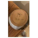 (9) Pottery pieces