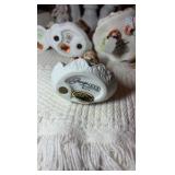 Ceramic and porcelain figurines.