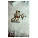 Ceramic and porcelain figurines.