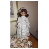 (4) vintage porcelain dolls