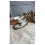 Vintage porcelain pieces
