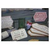 Large lot of decorative wall hangin...