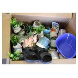 Huge lot of artificial plants, succ...