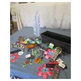 Metal garden decor and a planter...
