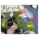 Assortment of home goods...