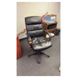 Black office chair