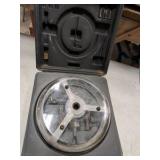 Adjustable hole saw and 2 hand saws