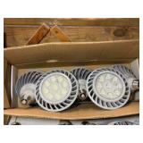 (44) LED lights 1650 Lumens, 26W
