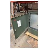 Fuse disconnect with current transformer cabinet