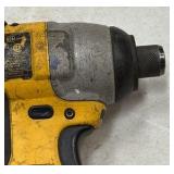 Dewalt Hammer, Impact driver, Flashlight Charger