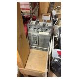 Circuit breaker switches