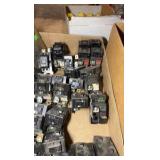 Circuit breaker switches