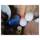 Vintage metal farm animal gear, chi...