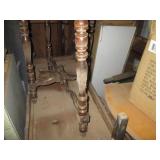 Vintage ornate ruffled edge wood en...