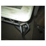 Decorative metal framed end table w...