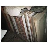 Huge lot of wood framed household w...