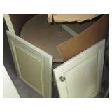 Vintage Off White Lazy Susan cabine...