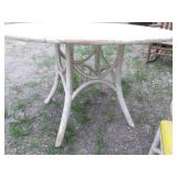 Vintage 5-Piece Wicker style Round ...