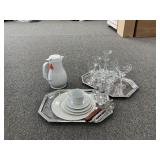 Dinnerware Sampler Set