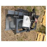 UNUSED 2026 MINI COMBONATION BUCKET GRAPPLE
