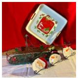 Misc vintage Christmas platter, basket & wall hanging