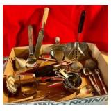 Misc kitchen utensil group
