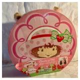 2003 Strawberry shortcake create-a-hat unopened