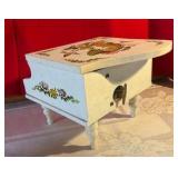 Collectable wood piano shaped jewelry music box