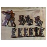 Vintage group of 10 tin-lead soldiers