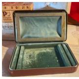 Group of collectable cardboard and jewelry boxes