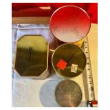 Group of 4 collectable tins, ginger wafers, sunshine candies, Ritz crackers