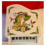Collectable wood piano shaped jewelry music box
