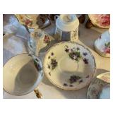Group of 6 China cups & saucers, Royal albert, England, and Bavaria