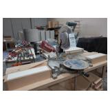 Makita mitre saw w/stand