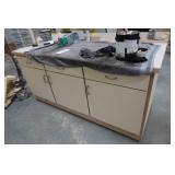 Shop bench on castor wheels 74x30