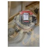 Craftsman Shop vac, 2 saw horses